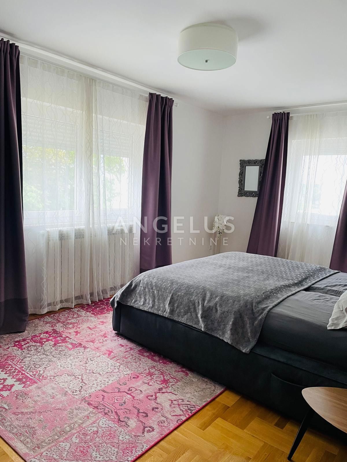 Zagreb, Vrhovec - prostorno družinsko stanovanje 115m2 + garaža