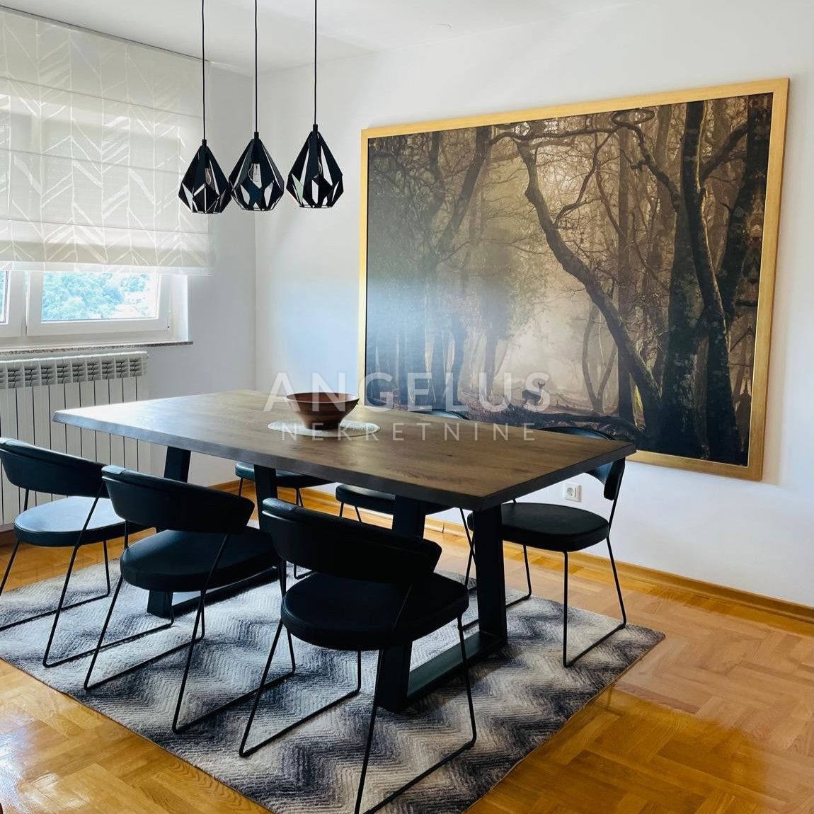 Zagreb, Vrhovec - prostorno družinsko stanovanje 115m2 + garaža