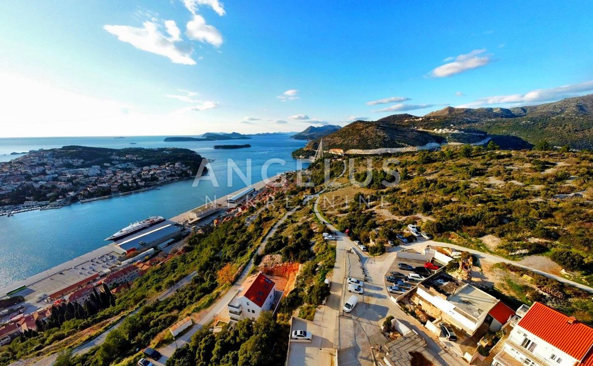 Hrvaška, Dubrovnik, Nuncijata - gradbeno zemljišče s panoramskim pogledom, 540m2