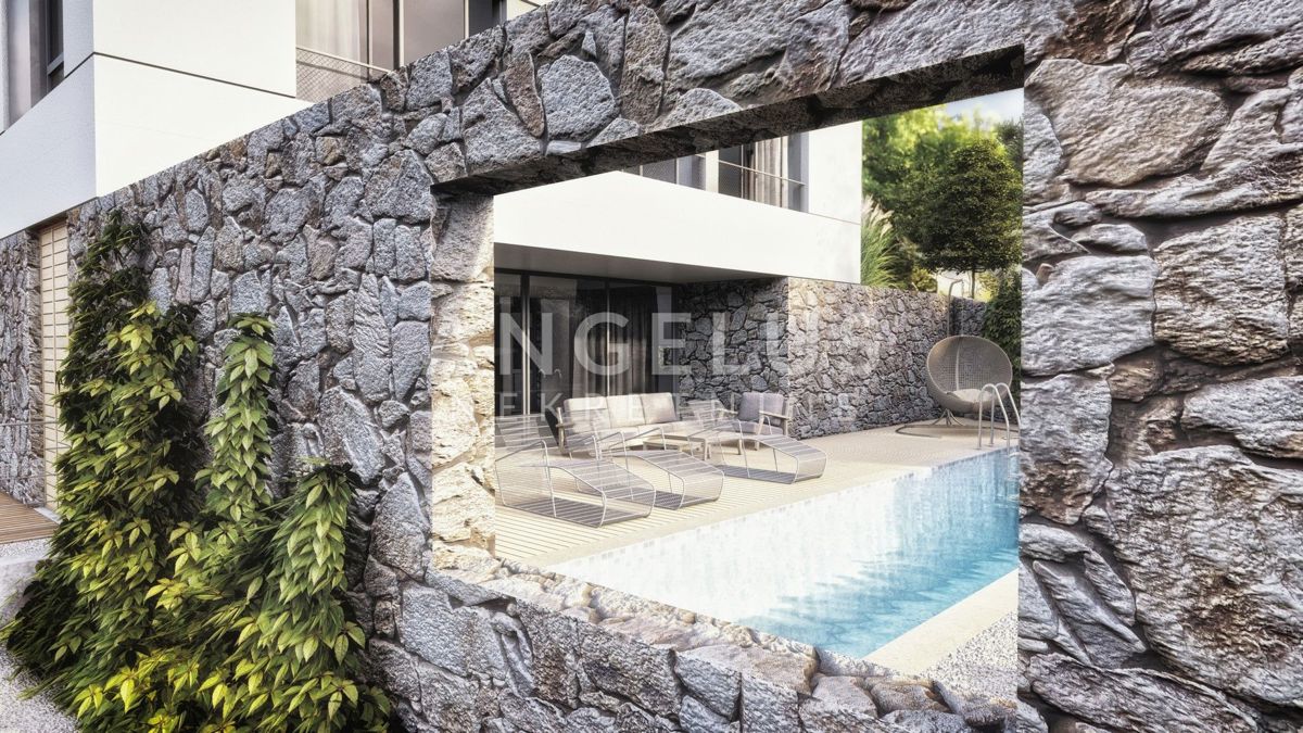 Hrvaška, Brač - ekskluzivno gradbeno zemljišče, 100 m od morja