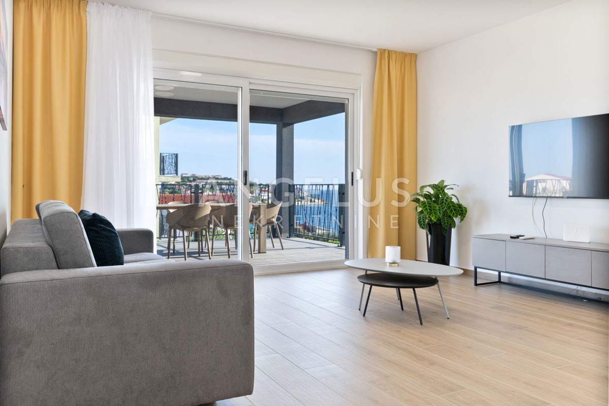 Hrvaška, Sevid - čudovit apartma na atraktivni lokaciji s pogledom na morje, 127.75 m