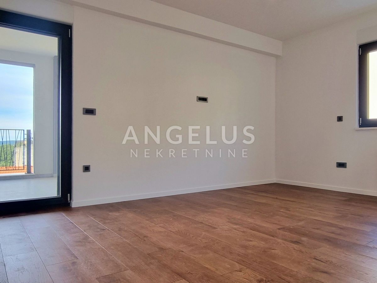 Hrvaška, Šibenik, Šubićevac - luksuzen apartma z bazenom in vrtom, 125 m2