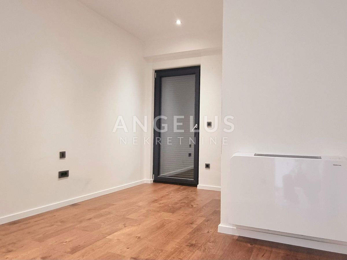 Hrvaška, Šibenik, Šubićevac - luksuzen apartma z bazenom in vrtom, 125 m2