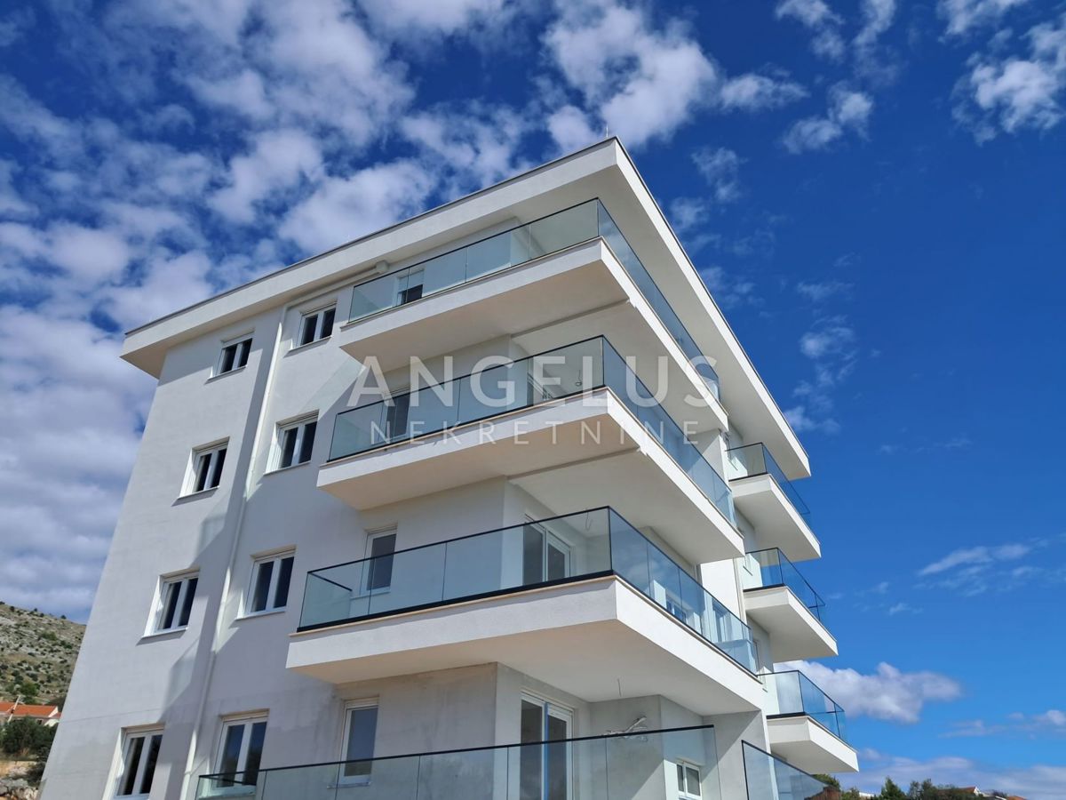 Hrvaška, Trogir, Seget - novozgrajeni apartma s pogledom na morje, 70.17 m2
