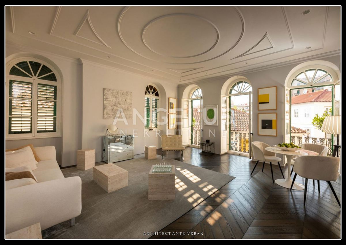 Stanovanje Grad, Šibenik, 90m2