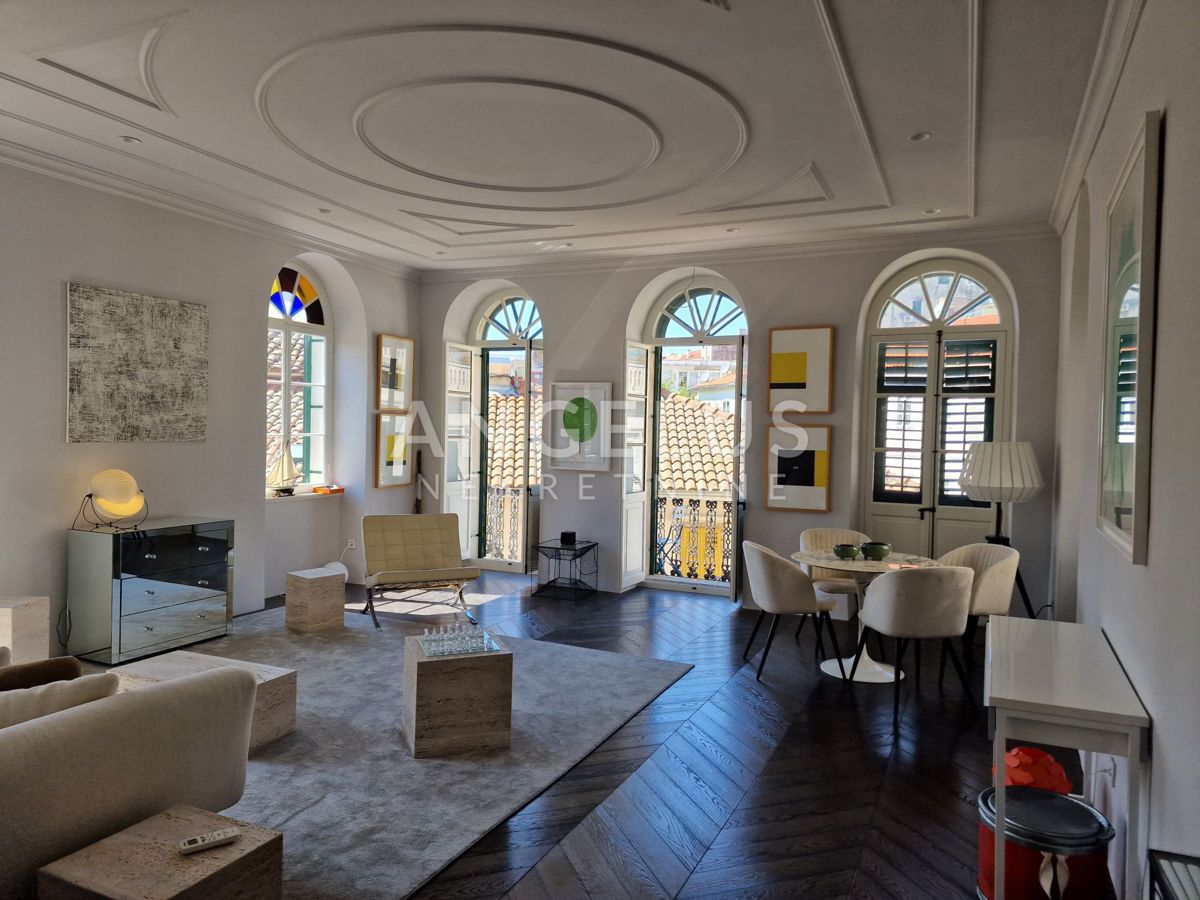 Stanovanje Grad, Šibenik, 90m2