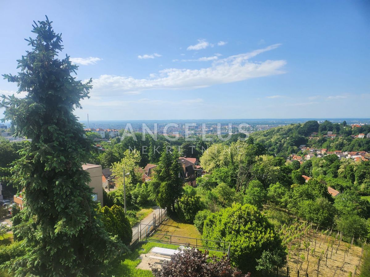 Zagreb, Trsje - Vila s čudovitim pogledom na mesto, 415m2