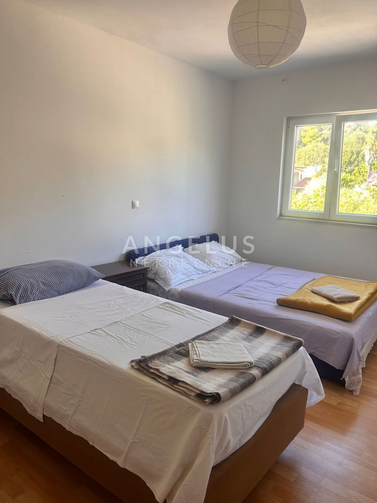 Šolta, Maslinica - enosobno stanovanje v središču Maslinice, 43 m2 PRODAJA