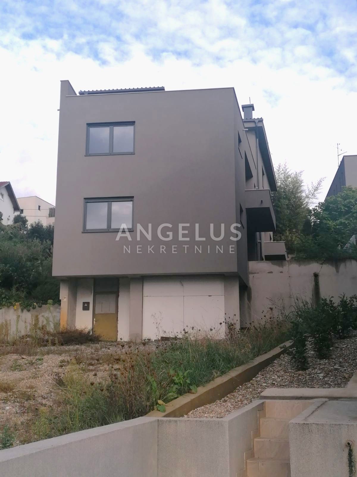 Hiša Sveti Duh, Črnomerec, 404m2