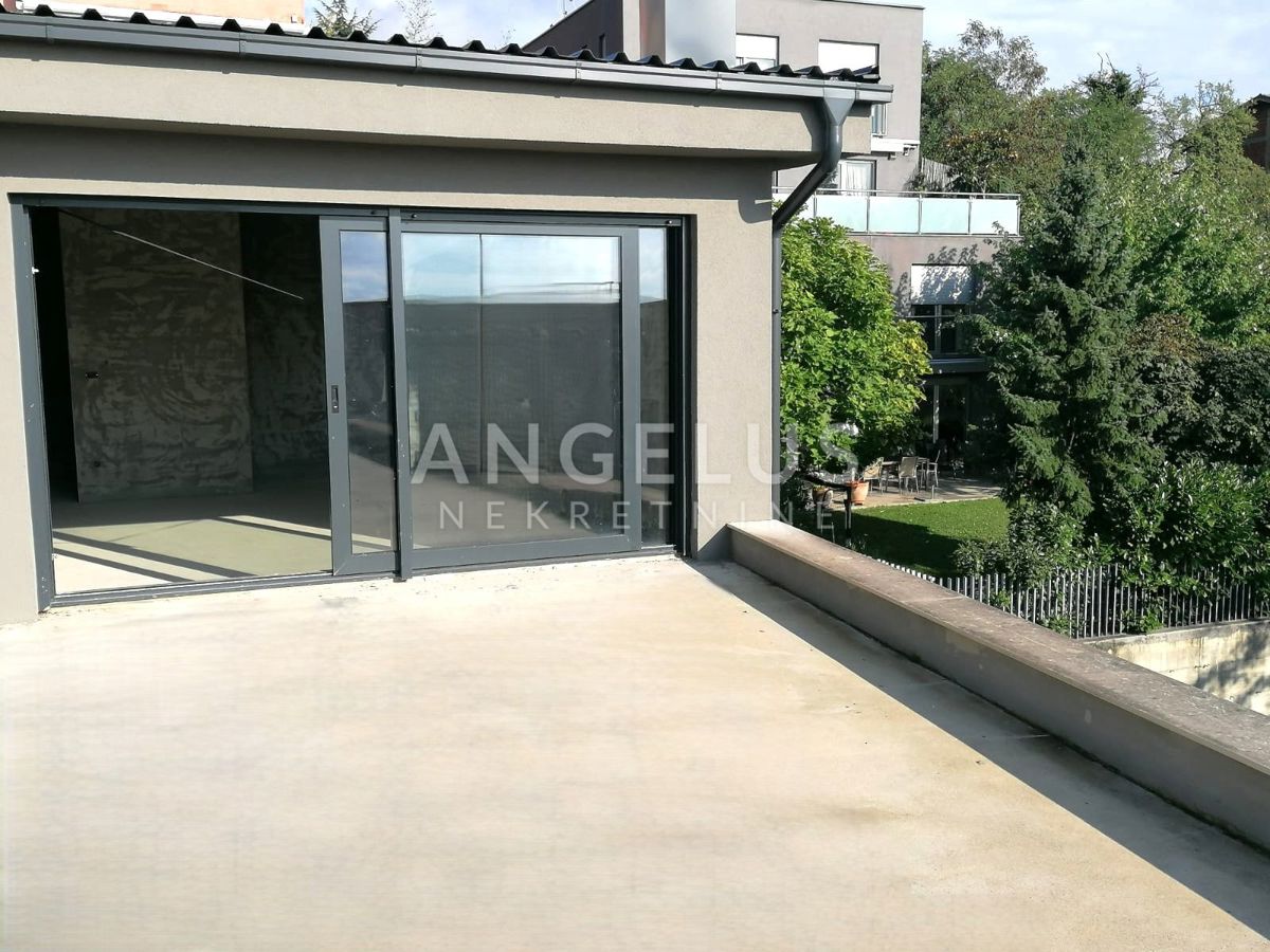 Hiša Sveti Duh, Črnomerec, 404m2