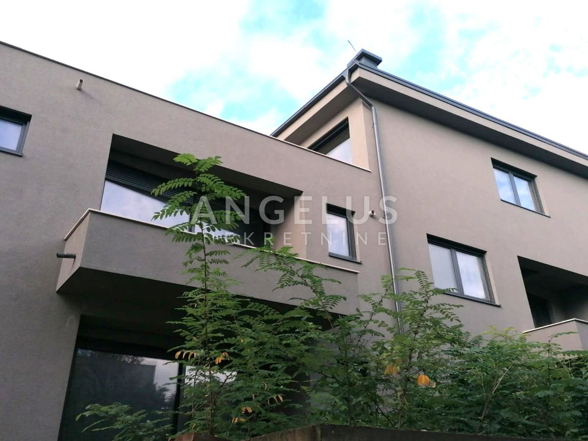 Hiša Sveti Duh, Črnomerec, 404m2