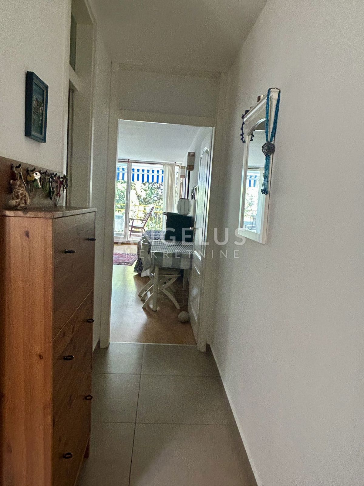 Kvarner, Ičići - apartma s pogledom na morje, 80m2, prodamo!