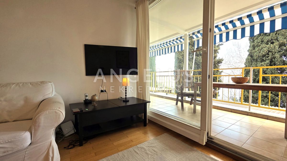 Kvarner, Ičići - apartma s pogledom na morje, 80m2, prodamo!
