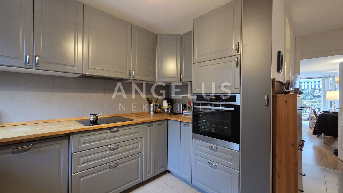 Kvarner, Ičići - apartma s pogledom na morje, 80m2, prodamo!