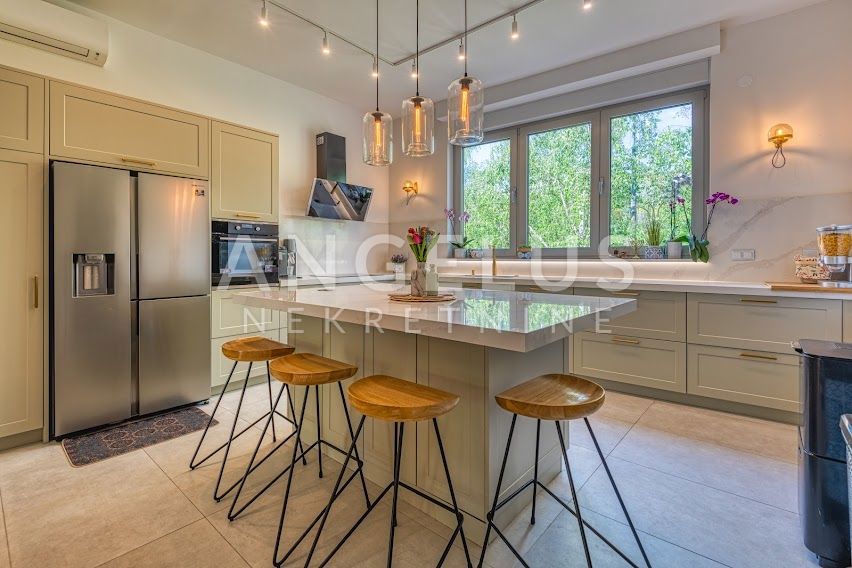 Stanovanje Gupčeva zvijezda, Gornji Grad - Medveščak, 250m2