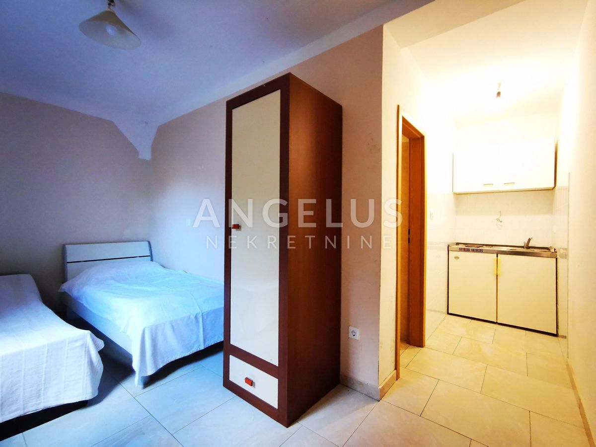 Šolta, Maslinica - garsonjera v centru Maslinice, 17 m2 PRODAJA