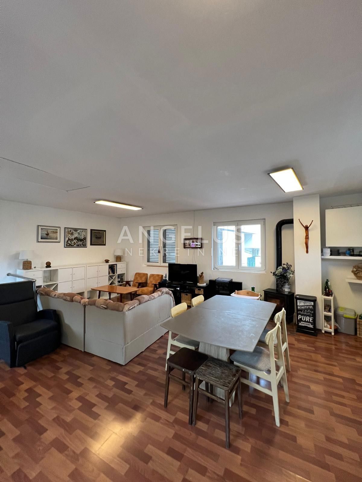 Slatine - hiša in stanovanje NAPRODAJ