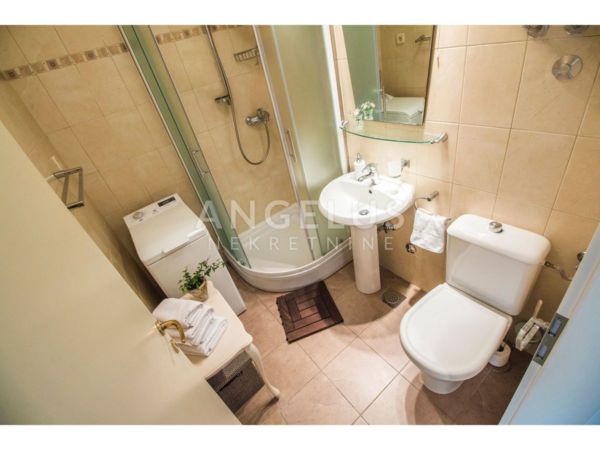 Split, Varoš - enosobno stanovanje s parkirnim mestom NAPRODAJ