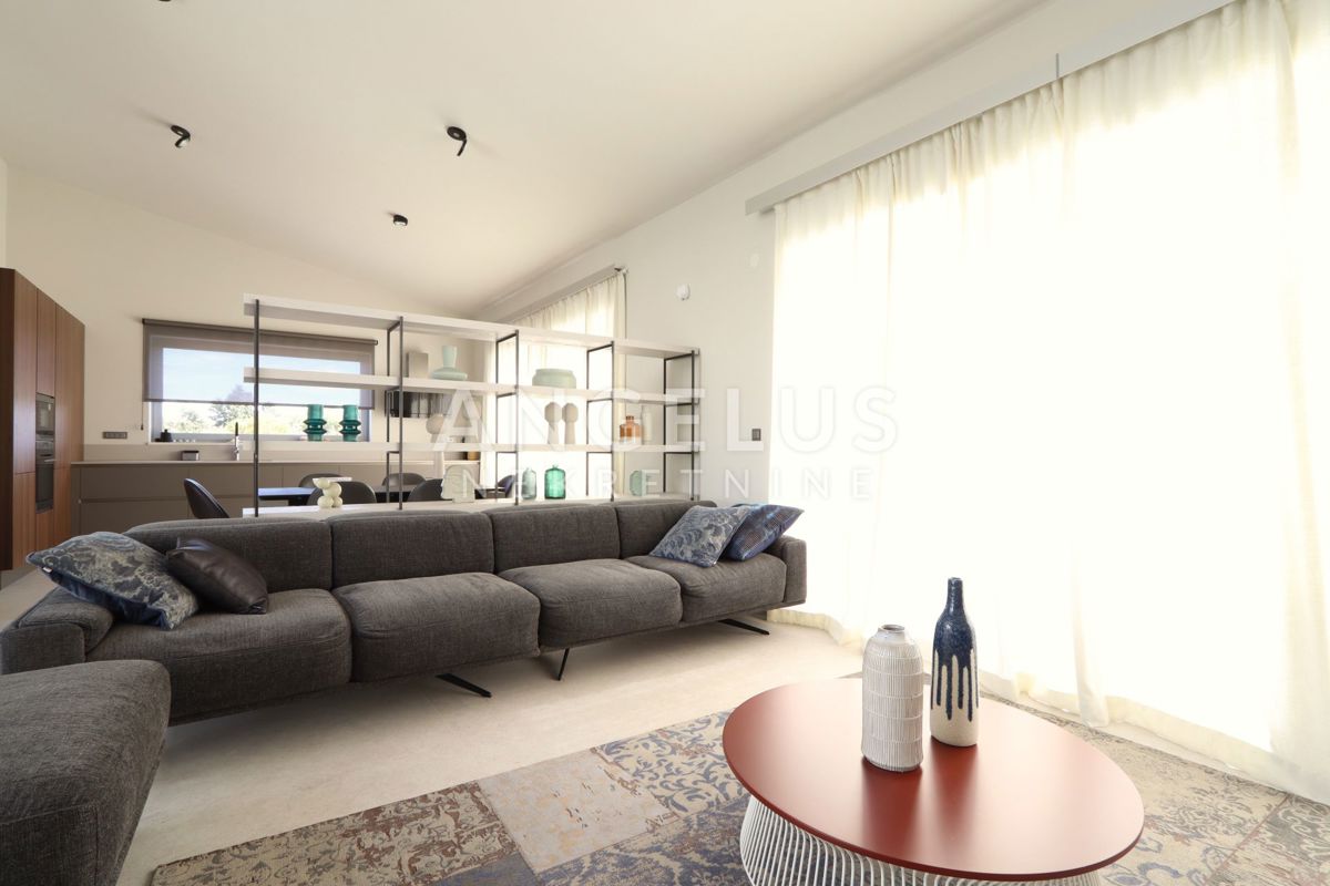 Hiša Cukrići, Svetvinčenat, 220m2