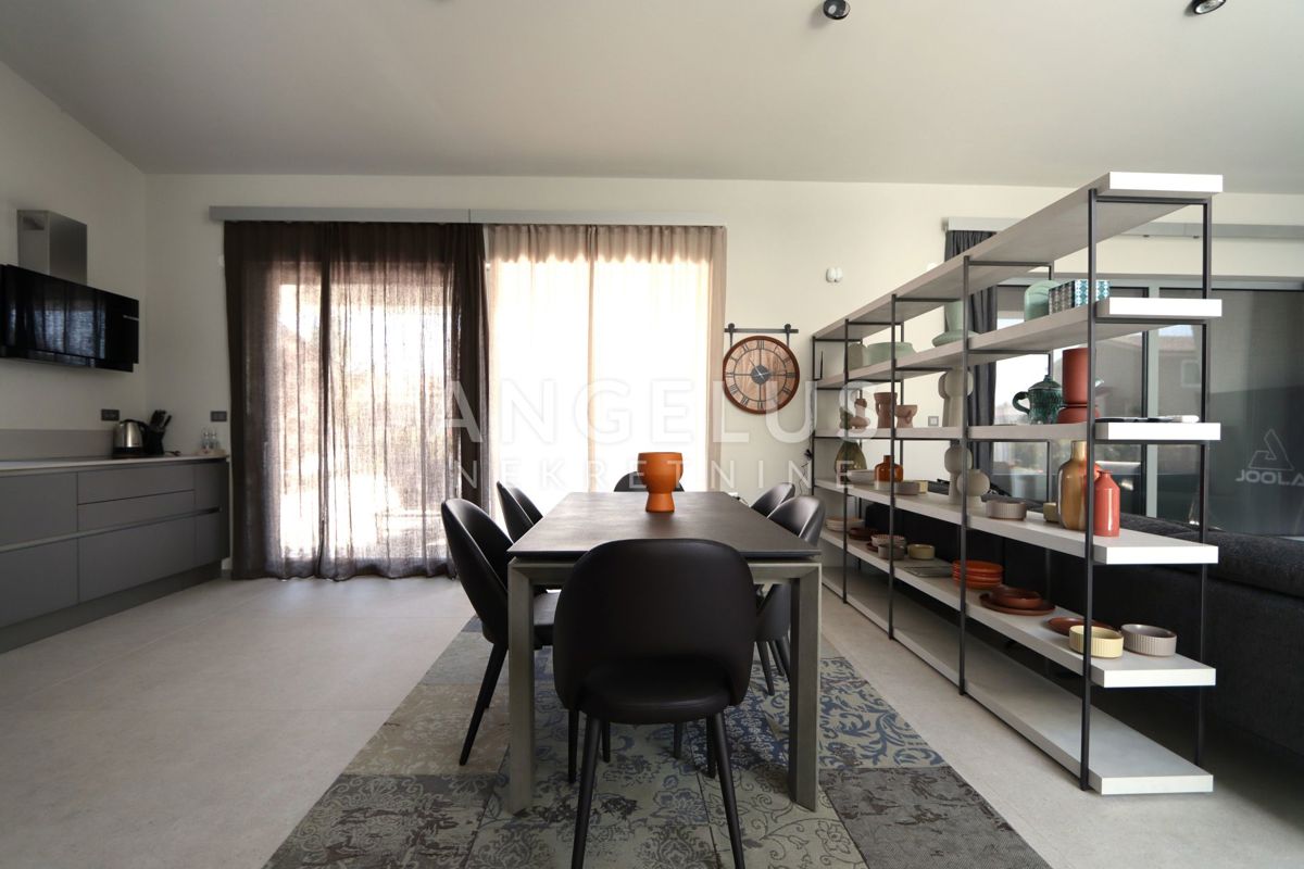 Hiša Cukrići, Svetvinčenat, 220m2