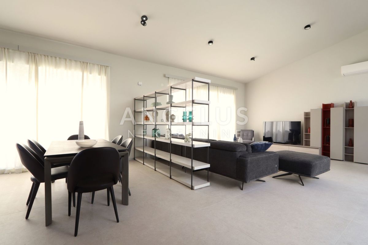 Hiša Cukrići, Svetvinčenat, 220m2