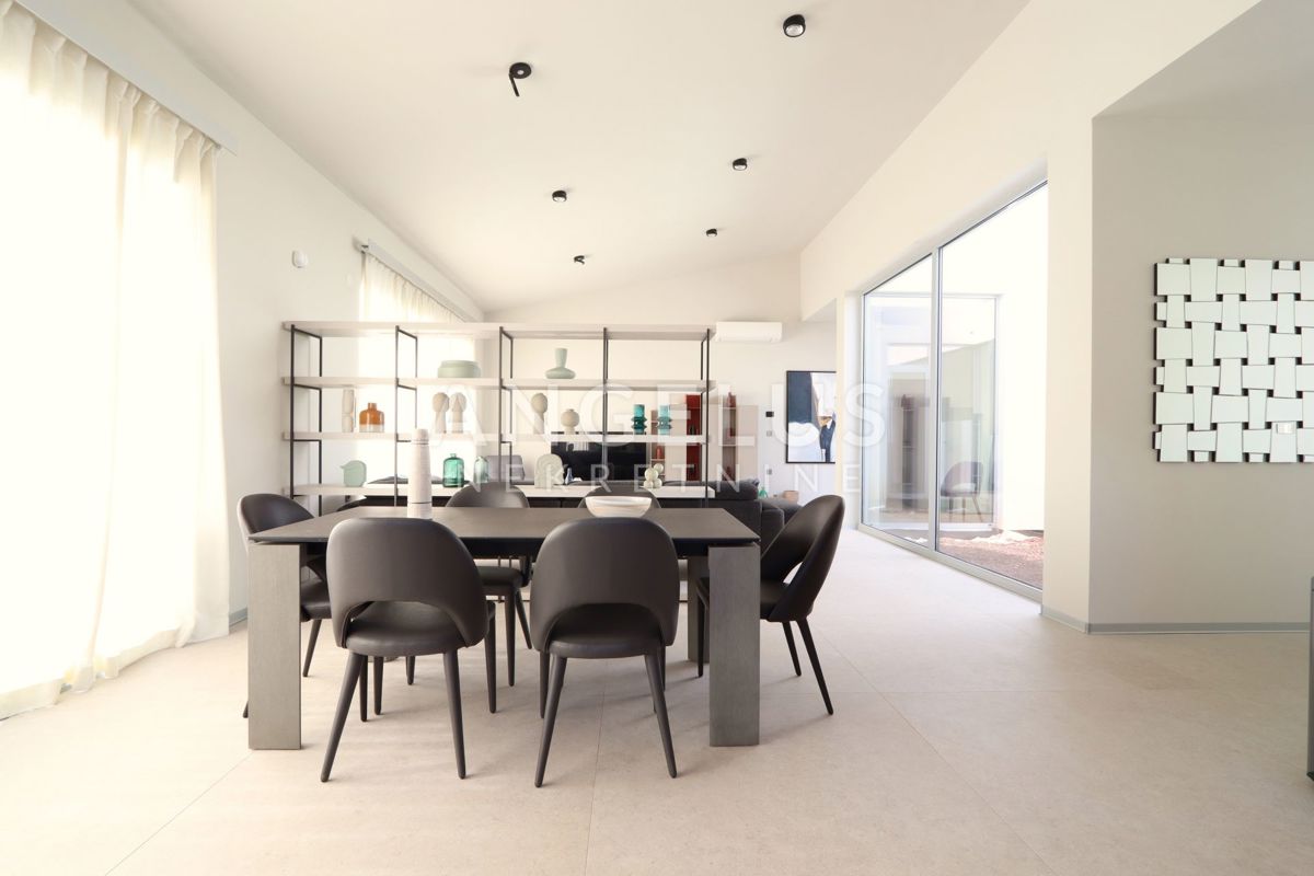 Hiša Cukrići, Svetvinčenat, 220m2