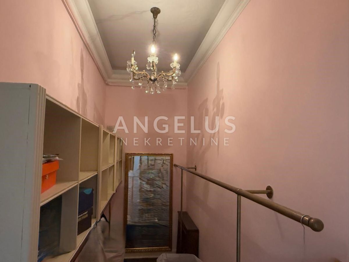 Stanovanje Donji grad, Donji Grad, 180m2