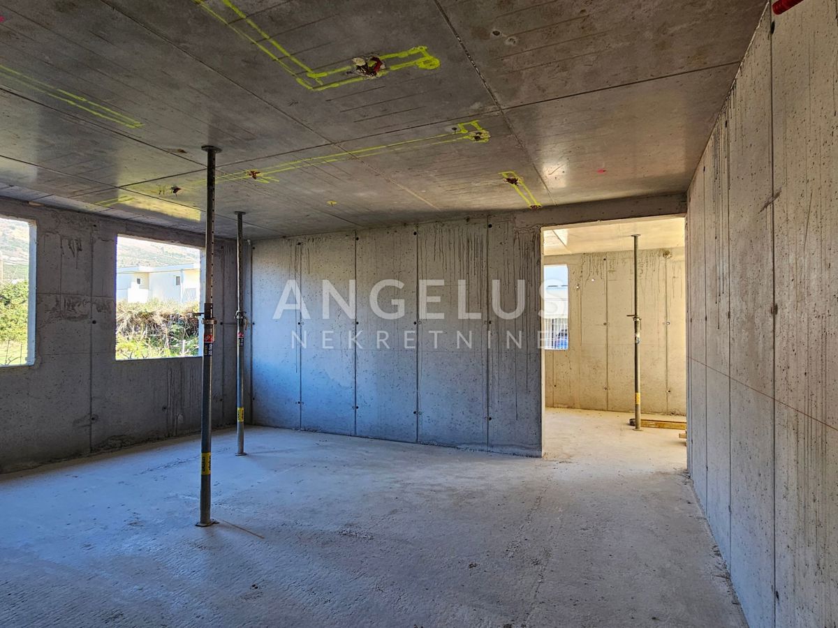 Stanovanje Kaštel Lukšić, Kaštela, 69,58m2