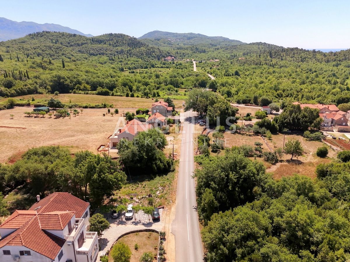 Hrvaška, Konavle, Popovići - gradbeno zemljišče na mirni lokaciji - 820 m2