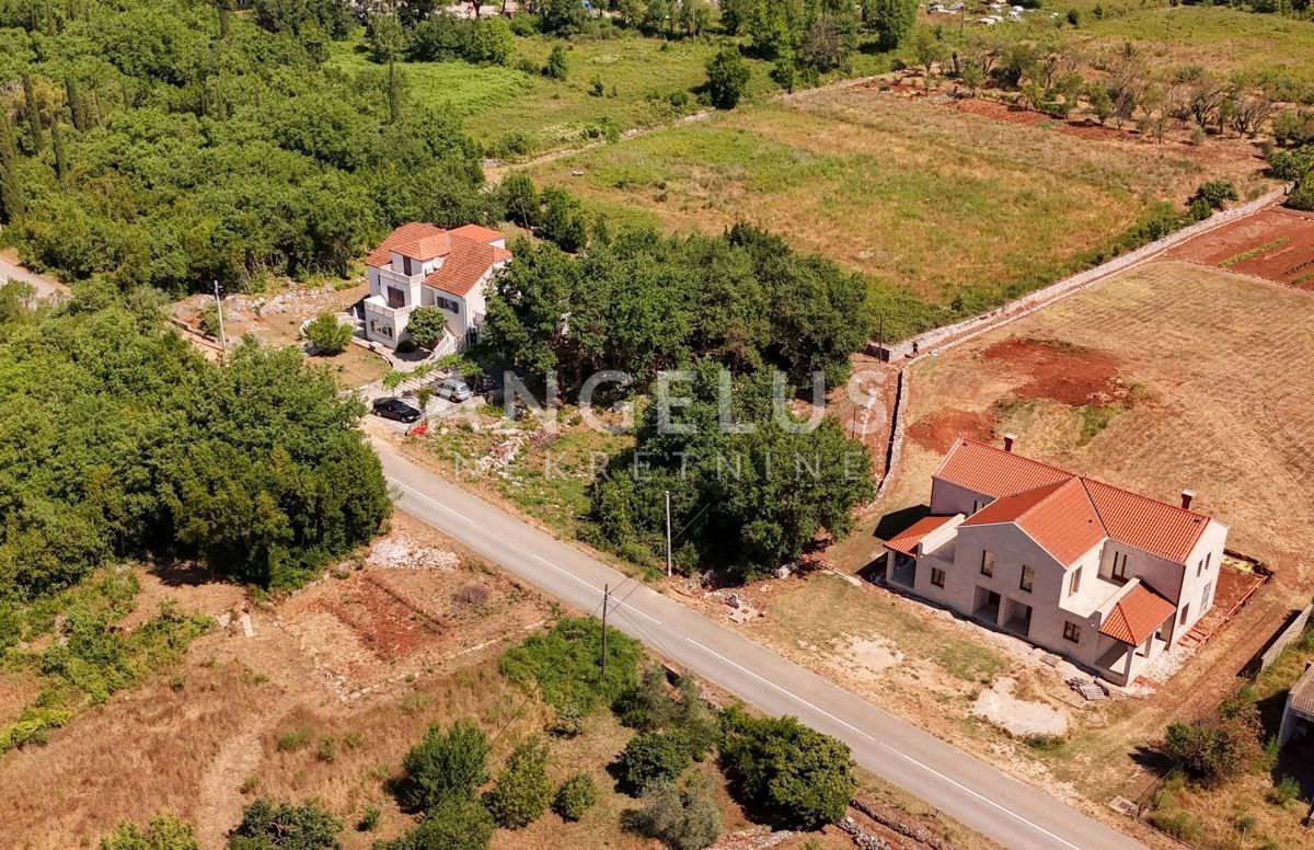 Hrvaška, Konavle, Popovići - gradbeno zemljišče na mirni lokaciji - 820 m2