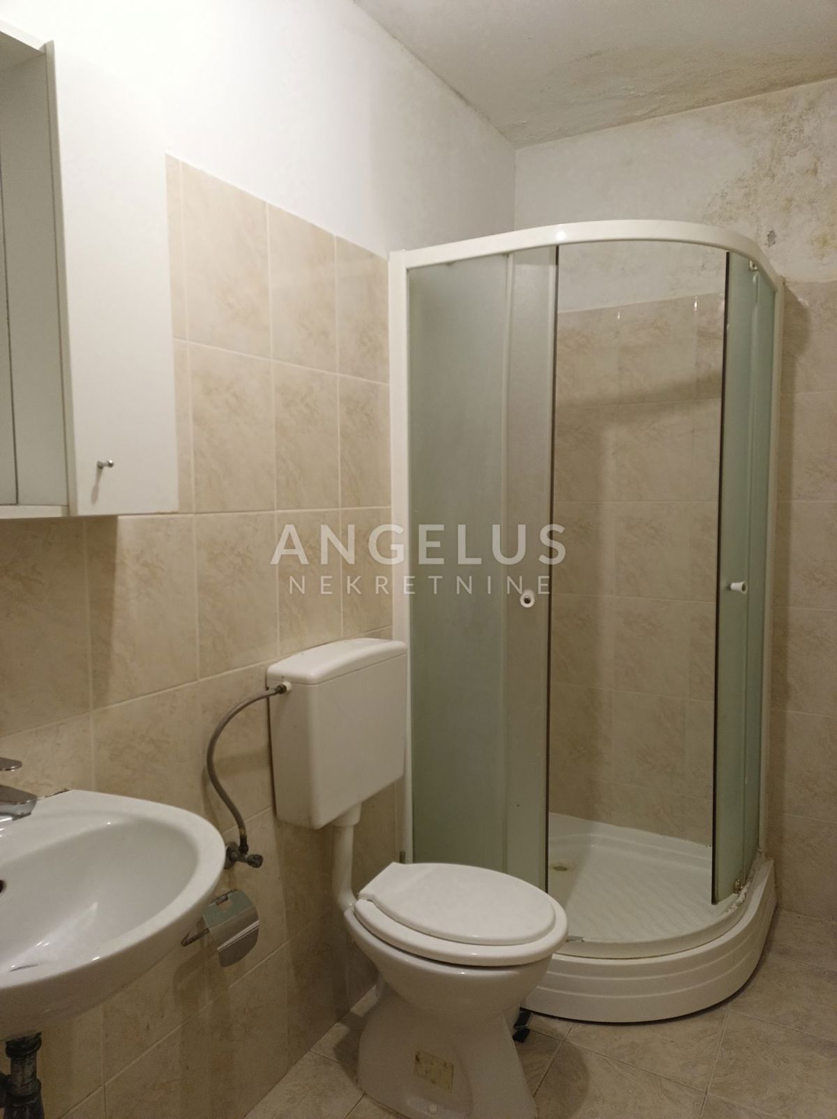 Šolta, Maslinica - garsonjera v centru Maslinice, 30 m2 PRODAJA