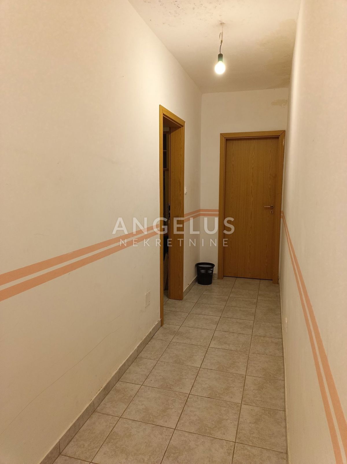 Šolta, Maslinica - garsonjera v centru Maslinice, 30 m2 PRODAJA