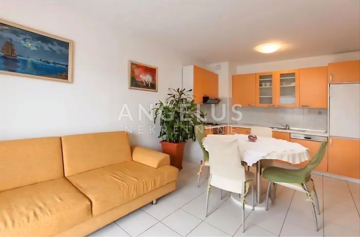 Split, Žnjan - trosobno stanovanje naprodaj