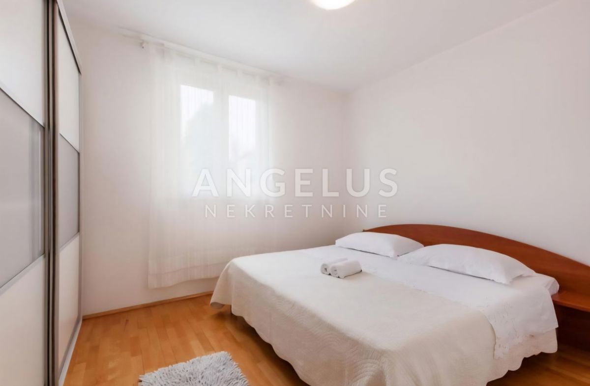 Split, Žnjan - trosobno stanovanje naprodaj