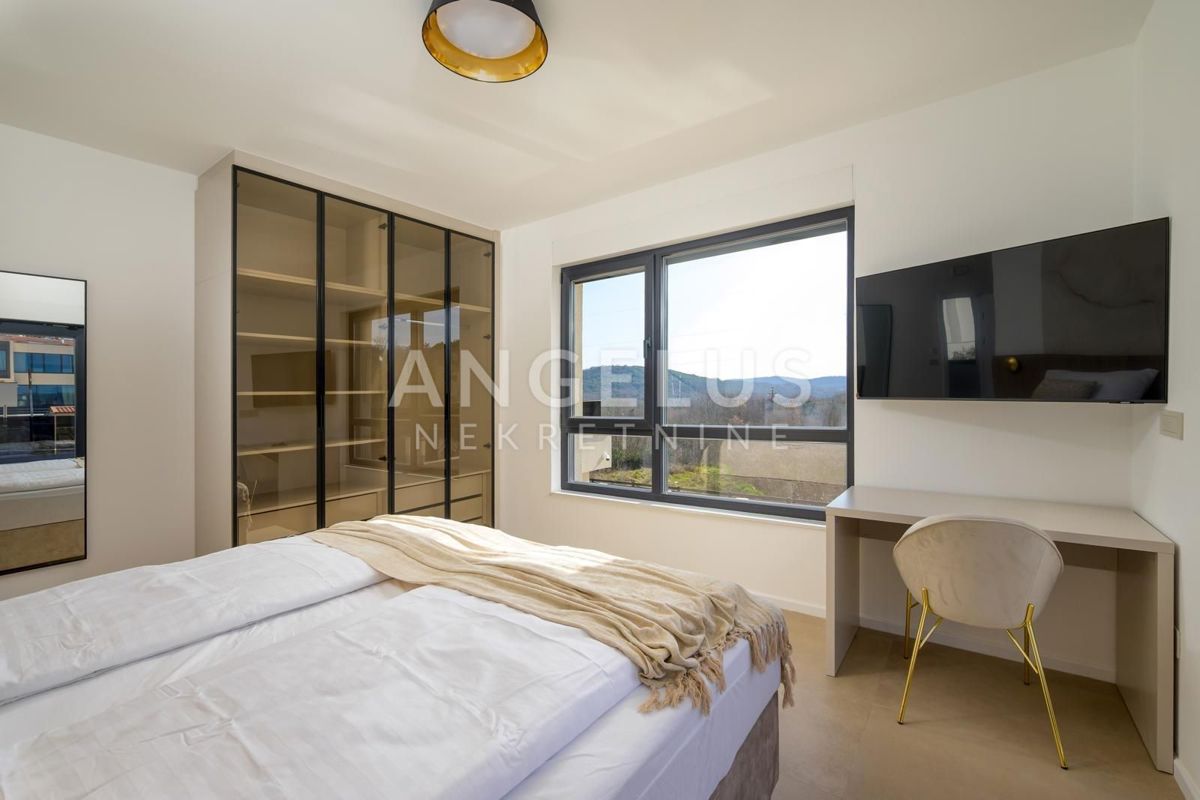 Istra, Rovinj - moderna vila z bazenom, 210m2, naprodaj!