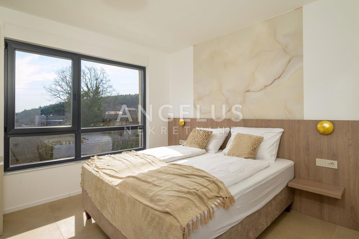 Istra, Rovinj - moderna vila z bazenom, 210m2, naprodaj!