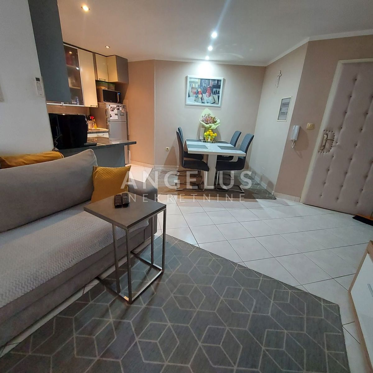 Stanovanje Kaštel Novi, Kaštela, 88,14m2