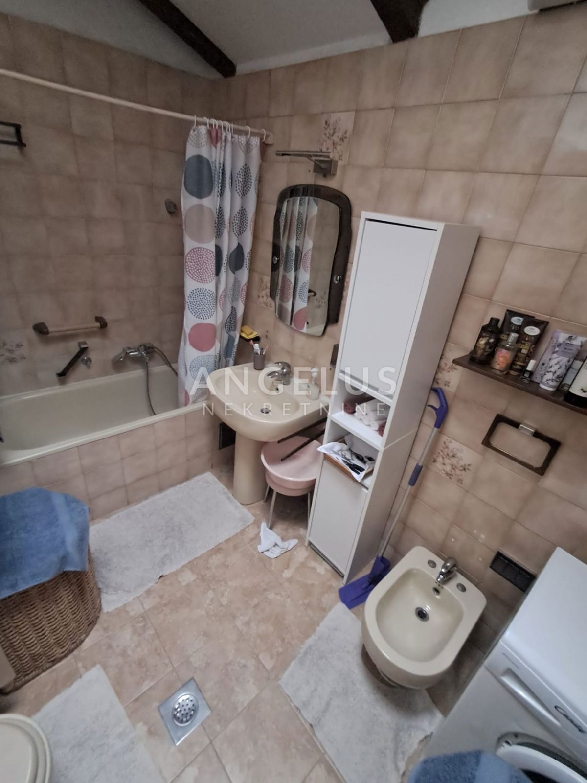 Stanovanje Cvjetno naselje, Trnje, 120m2