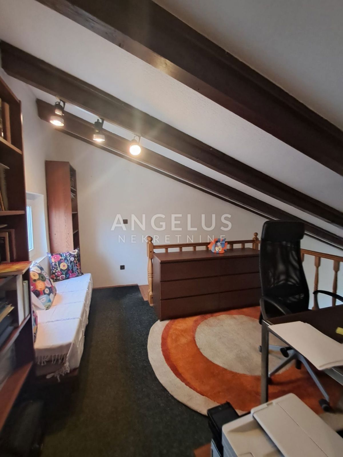 Stanovanje Cvjetno naselje, Trnje, 120m2