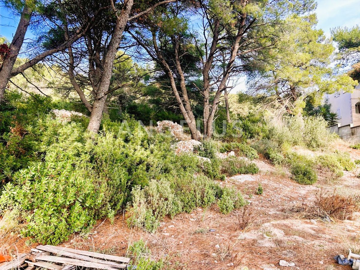 Brač, Sumartin - grad.zeml. s pogledom na morje, PRODAJA