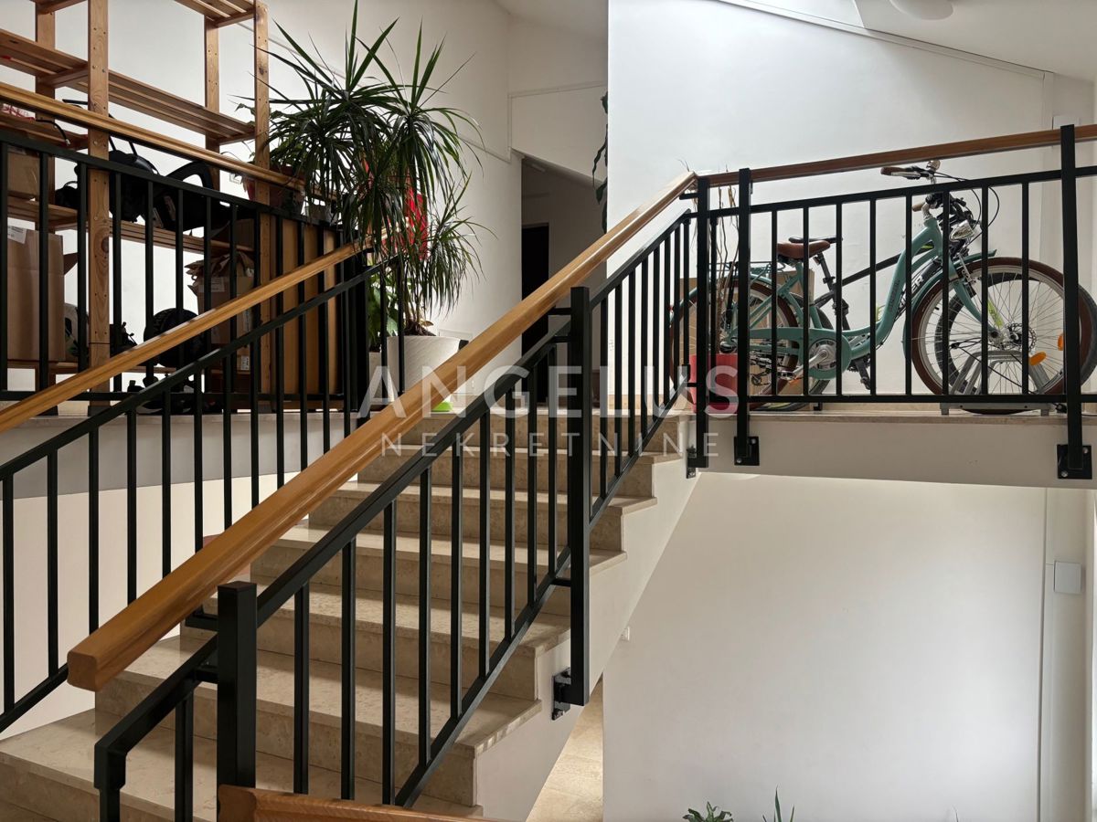 Hrvaška, Solin - Odlično trisobno stanovanje na mirni lokaciji, 110 m2, PRODAMO