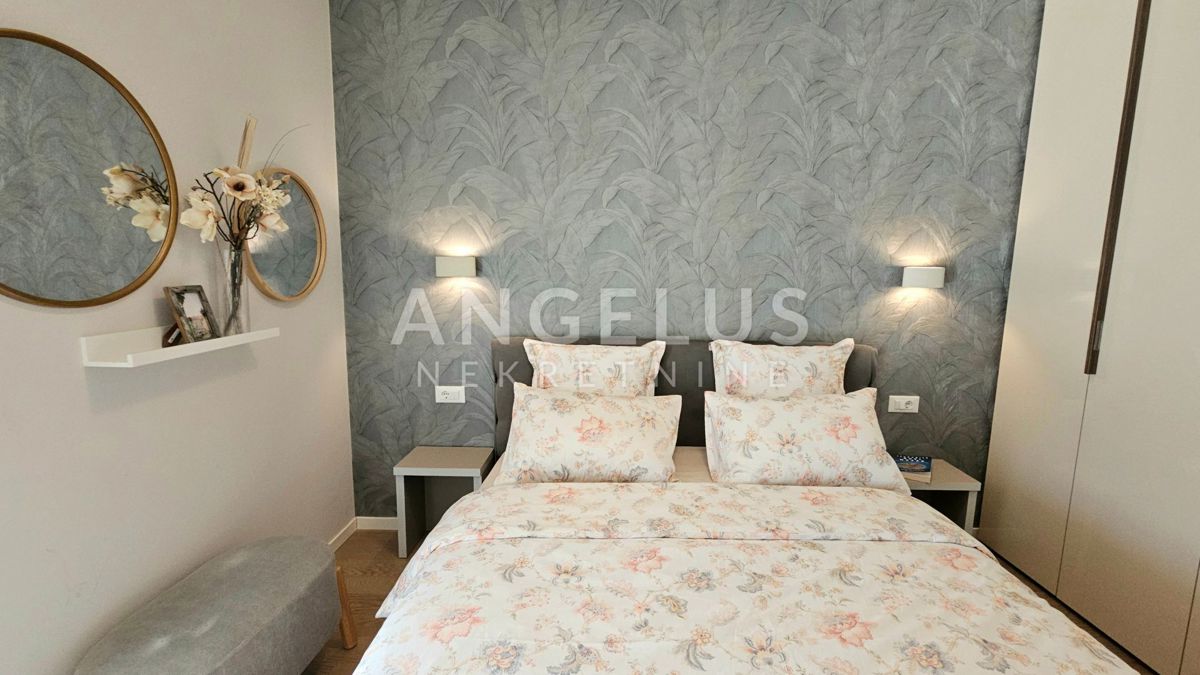 Split - luksuzno stanovanje s pogledom na morje, PRODAJA