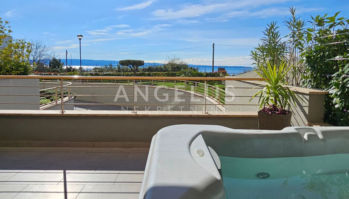 Split - luksuzno stanovanje s pogledom na morje, PRODAJA