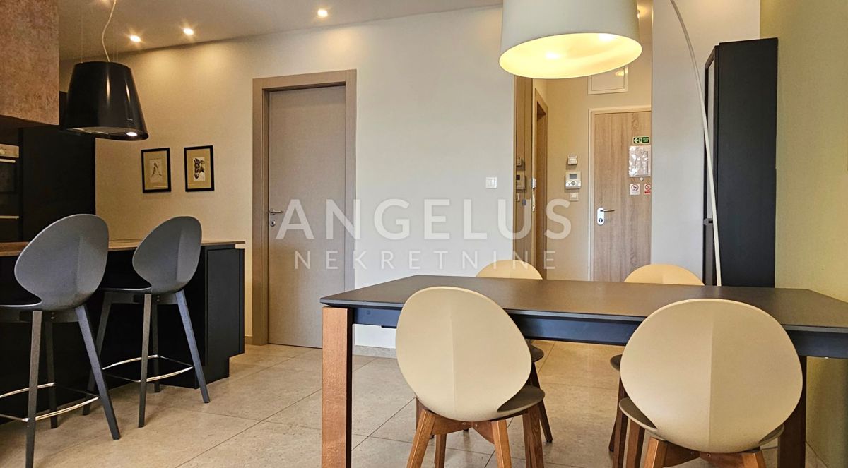 Split - luksuzno stanovanje s pogledom na morje, PRODAJA