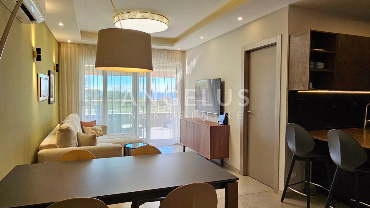 Split - luksuzno stanovanje s pogledom na morje, PRODAJA