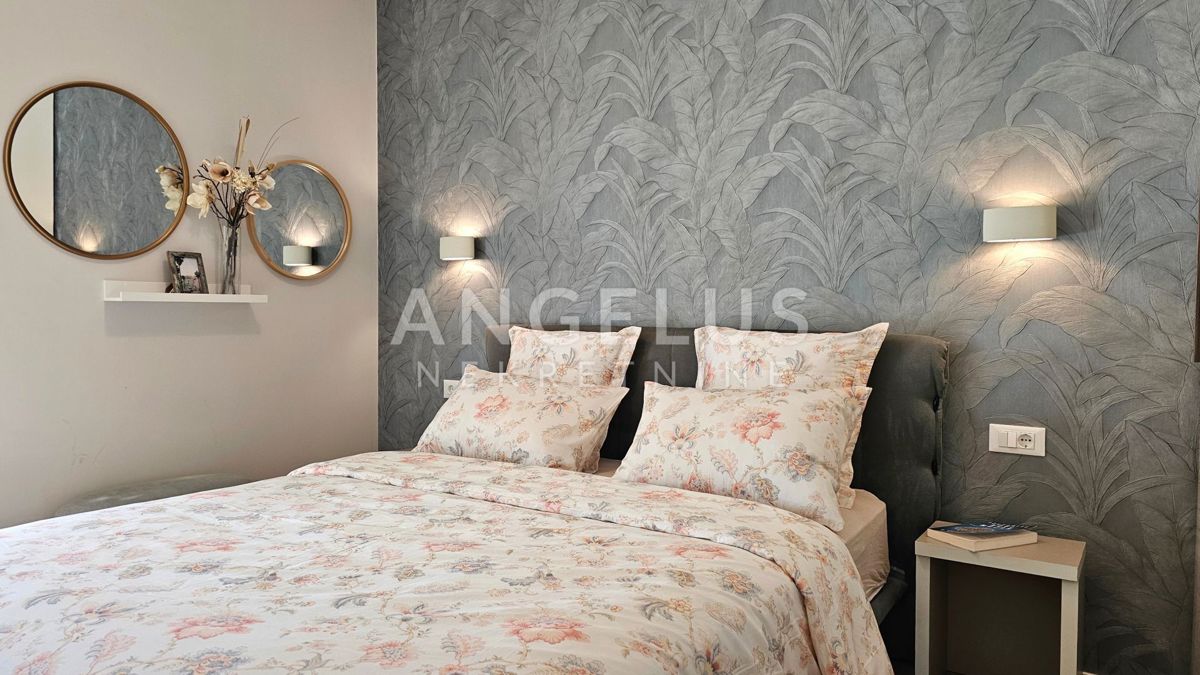 Split - luksuzno stanovanje s pogledom na morje, PRODAJA