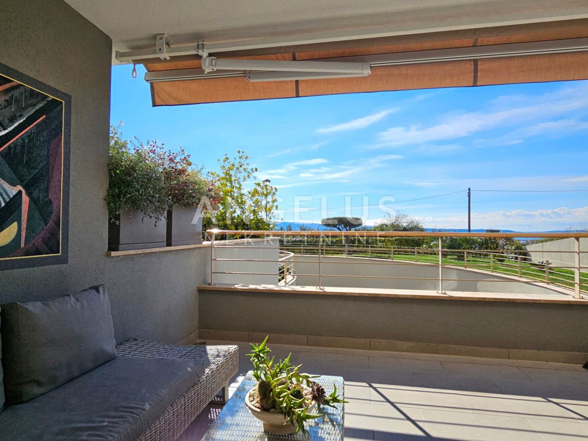 Split - luksuzno stanovanje s pogledom na morje, PRODAJA