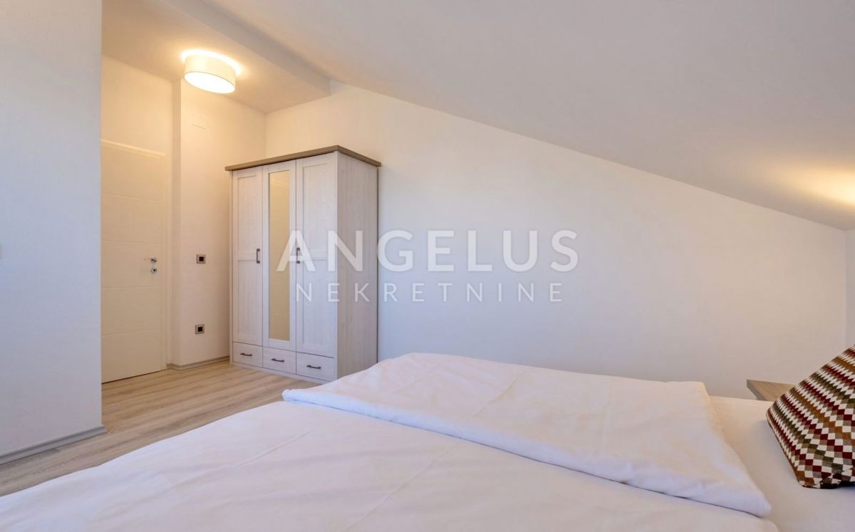 Pelješac, Lovište - prostorno stanovanje prva vrsta do morja, 143 m² s parkirnim mestom - PRODAMO