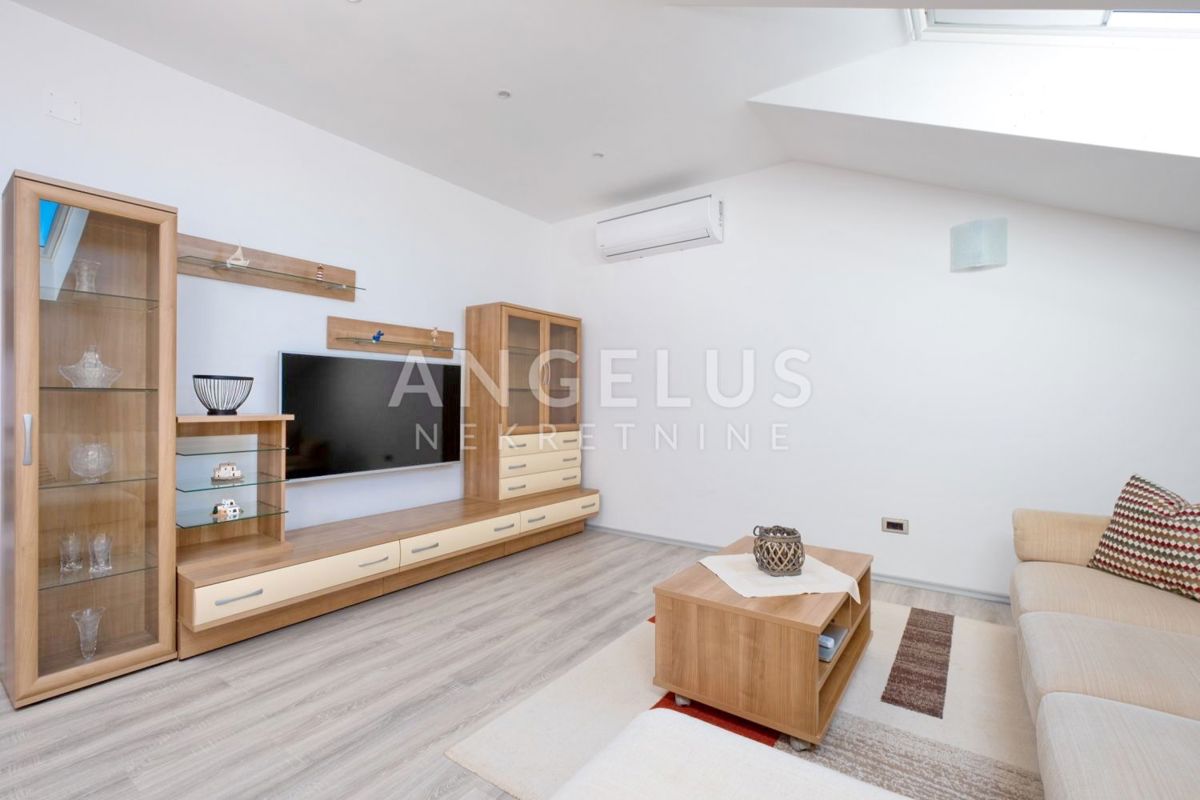 Pelješac, Lovište - prostorno stanovanje prva vrsta do morja, 143 m² s parkirnim mestom - PRODAMO