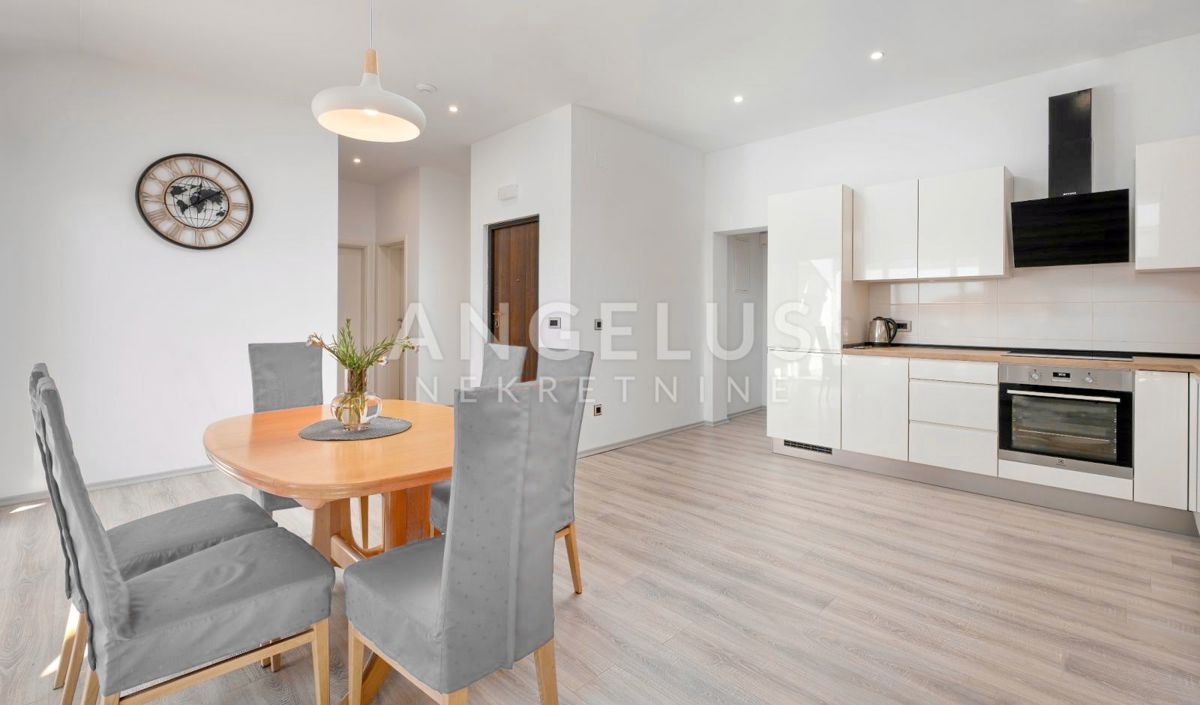 Pelješac, Lovište - prostorno stanovanje prva vrsta do morja, 143 m² s parkirnim mestom - PRODAMO